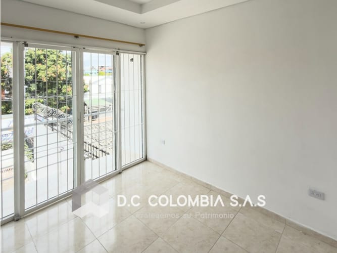 Casa de 3 alcobas en venta en Girardot, Girardot, 73 m² · foto 8 de 12