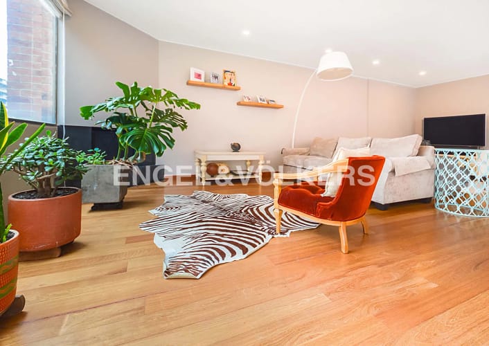Apartamento de 3 alcobas en venta en Chico Norte, Bogotá, 171 m² · foto 2 de 12