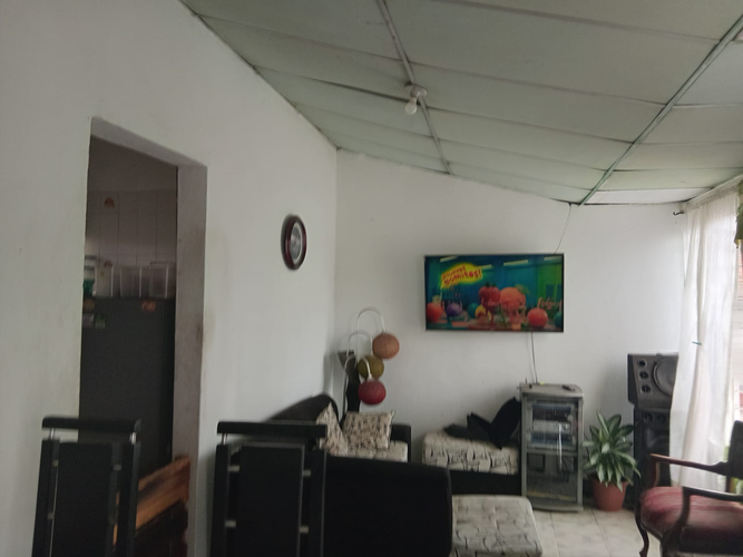 Casa de 7 alcobas en venta en Departamental, Cali, 250 m² · foto 6 de 12