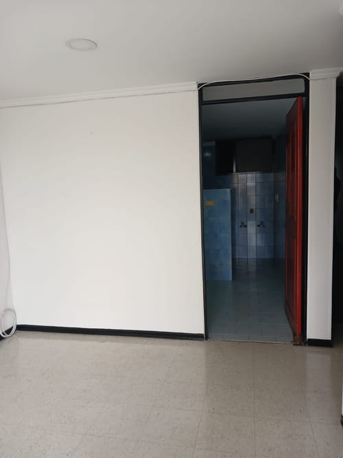 Apartamento de 2 alcobas en arriendo en Normandia, Bogotá, 52 m² · foto 8 de 11