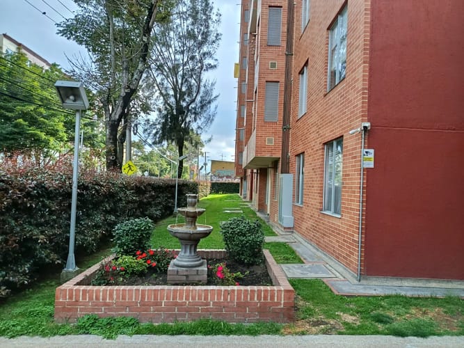 Apartamento de 3 alcobas en venta en Lagos De Torca, Bogotá, 72 m² · foto 2 de 24