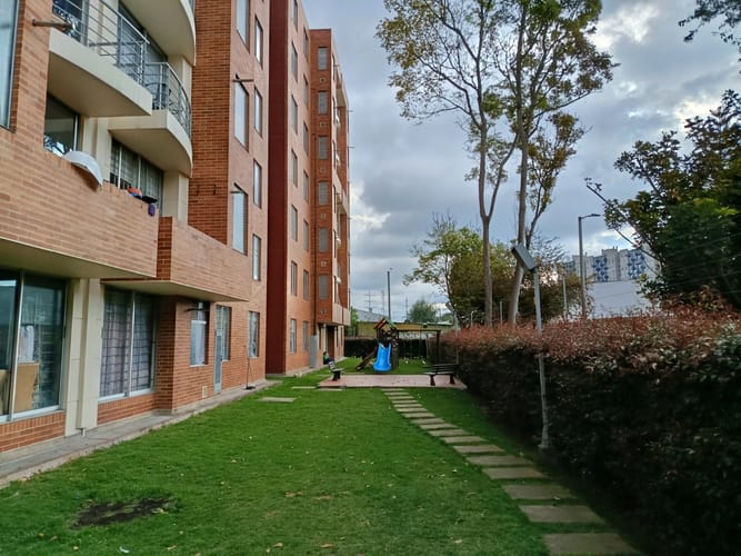 Apartamento de 3 alcobas en venta en Lagos De Torca, Bogotá, 72 m² · foto 3 de 24