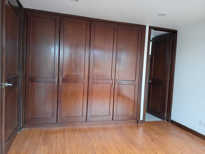 Apartamento de 3 alcobas en arriendo en Santa Barbara, Bogotá, 130 m² · foto 7 de 20