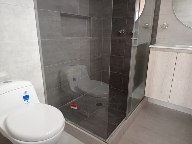 Apartamento de 3 alcobas en arriendo en Santa Barbara, Bogotá, 130 m² · foto 8 de 20