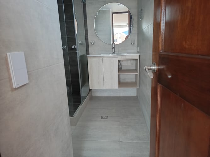 Apartamento de 3 alcobas en arriendo en Santa Barbara, Bogotá, 130 m² · foto 9 de 20