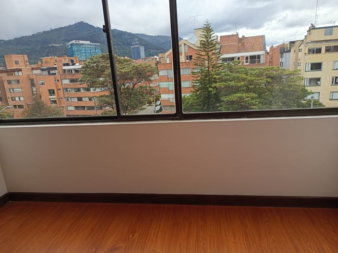 Apartamento de 3 alcobas en arriendo en Santa Barbara, Bogotá, 130 m² · foto 19 de 20
