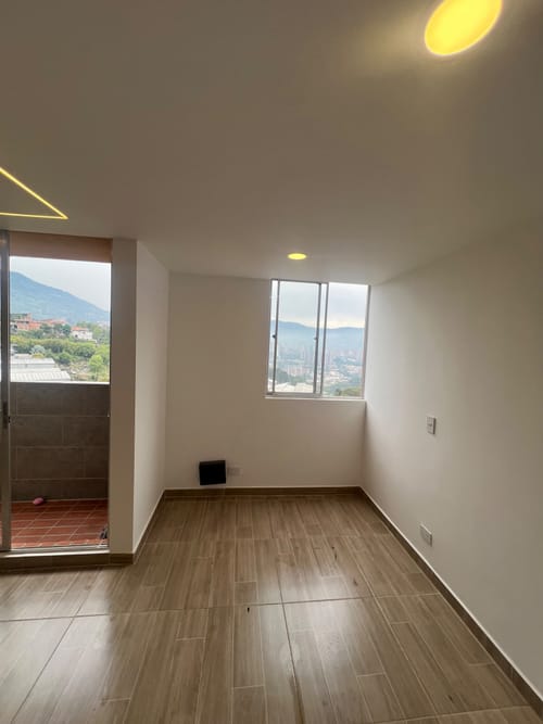 Apartamento de 2 alcobas en arriendo en La Estrella, 52 m² · foto 4 de 16