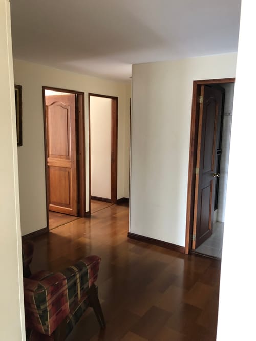 Apartamento de 3 alcobas en arriendo en Santa Barbara, Bogotá, 105 m² · foto 7 de 13