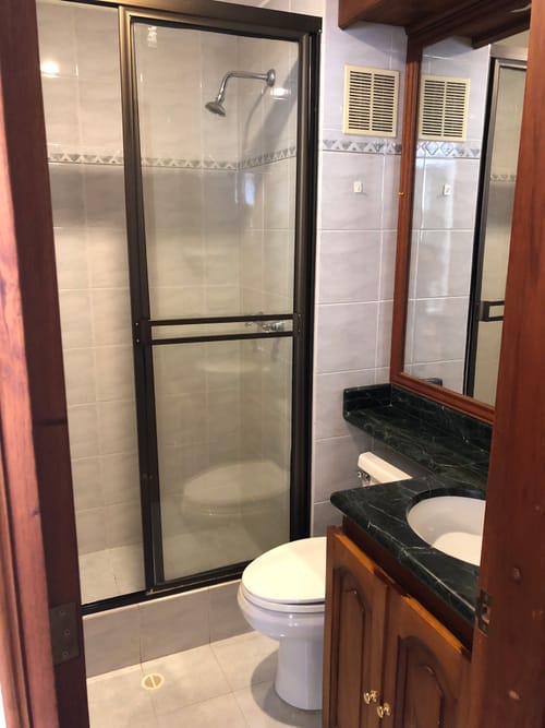 Apartamento de 3 alcobas en arriendo en Santa Barbara, Bogotá, 105 m² · foto 9 de 13