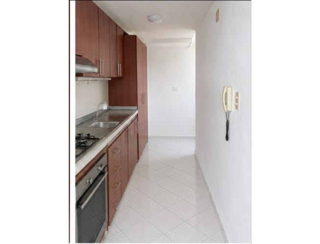 Apartamento de 3 alcobas en venta en Garcia Rovira, Bucaramanga, 64 m² · foto 2 de 8