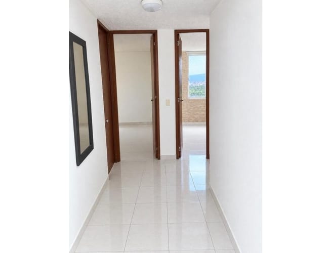 Apartamento de 3 alcobas en venta en Garcia Rovira, Bucaramanga, 64 m² · foto 6 de 8