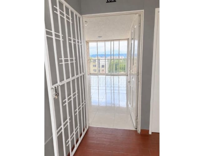 Apartamento de 3 alcobas en venta en Garcia Rovira, Bucaramanga, 64 m² · foto 7 de 8