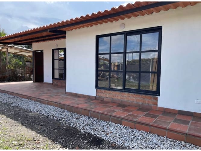 Casa de 3 alcobas en arriendo en El Carmen De Viboral, El Carmen de Viboral, 200 m² · foto 9 de 10