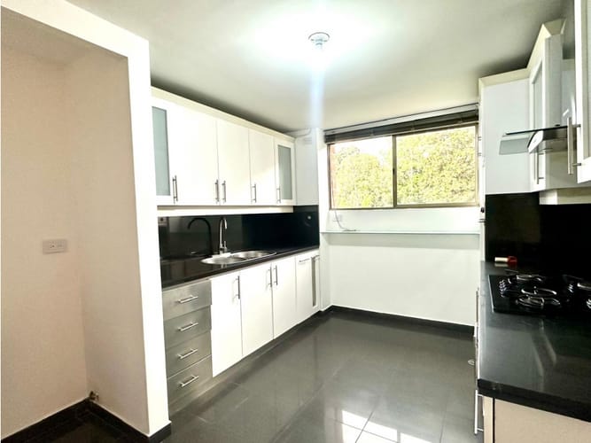Apartamento de 2 alcobas en arriendo en El Diamante No. 2, Medellín, 115 m² · foto 6 de 20