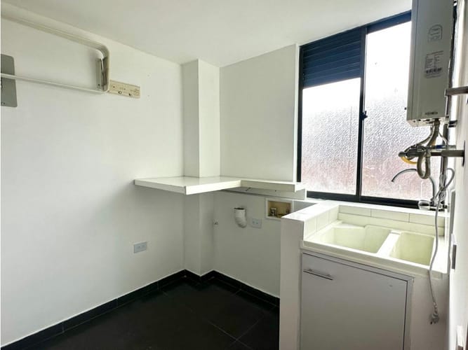 Apartamento de 2 alcobas en arriendo en El Diamante No. 2, Medellín, 115 m² · foto 20 de 20