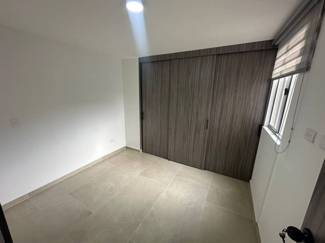Apartamento de 3 alcobas en arriendo en Machado, Copacabana, 54 m² · foto 3 de 11