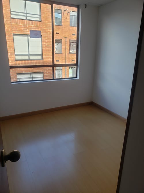 Apartamento de 3 alcobas en arriendo en La Isabela, Bogotá, 60 m² · foto 2 de 13