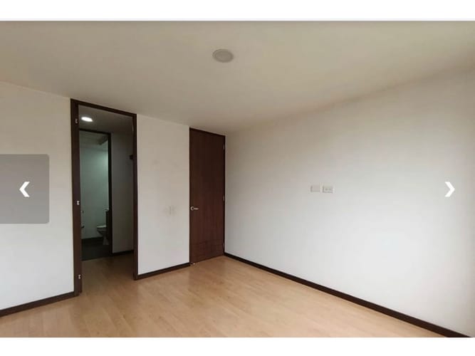 Apartamento de 2 alcobas en arriendo en El Poblado, Medellín, 76 m² · foto 6 de 14
