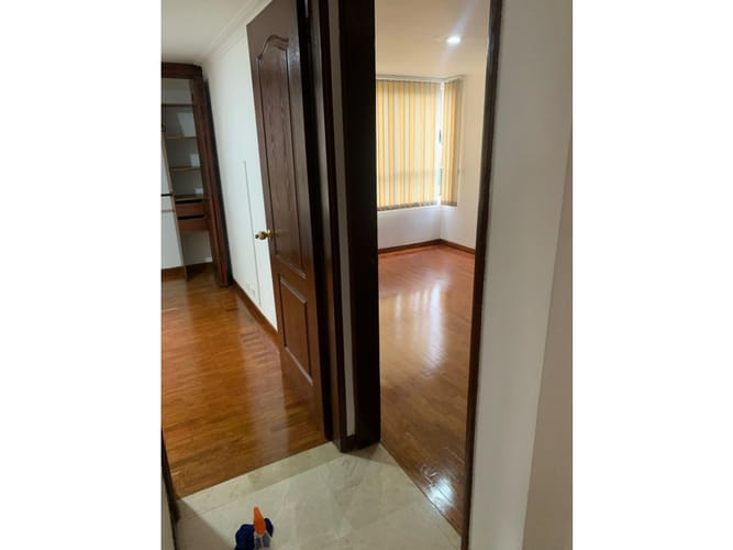 Apartamento de 3 alcobas en arriendo en Castropol, Medellín, 116 m² · foto 3 de 12