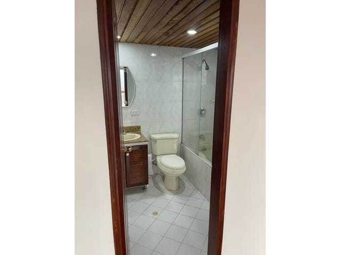 Apartamento de 3 alcobas en arriendo en Castropol, Medellín, 116 m² · foto 12 de 12