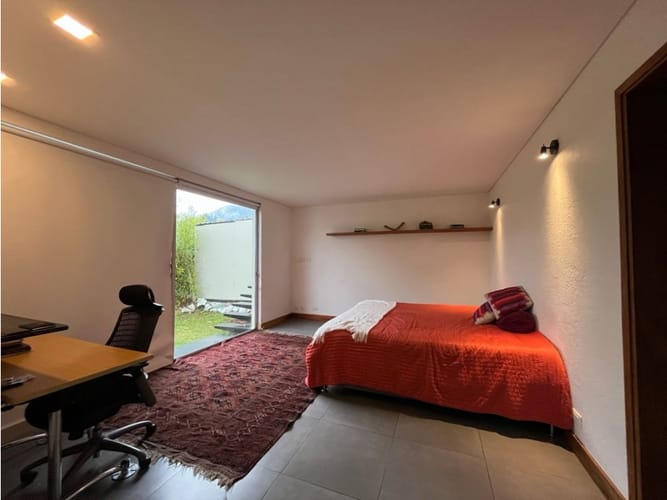 Casa de 5 alcobas en arriendo en Santa Catalina, Medellín, 450 m² · foto 13 de 24