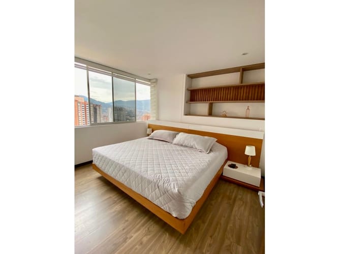 Apartamento de 2 alcobas en arriendo en Montessori, Medellín, 90 m² · foto 7 de 16