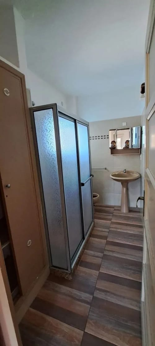 ALQUILER EN BELVEDERE DE 2 DORMITORIOS, PISO 2 POR ESCALERA DE 2 DORMITORIOS, COMPLEJO CERRADO, GASTOS COMUNES BAJOS · Foto 3