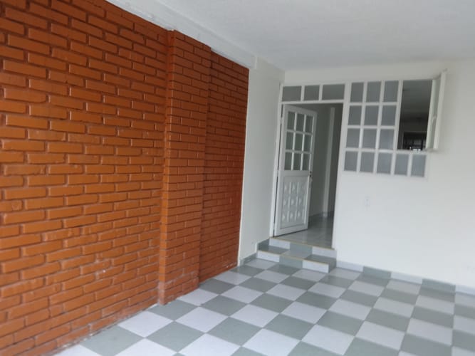 Apartamento de 2 alcobas en arriendo en La Esmeralda, Bogotá, 60 m² · foto 2 de 16