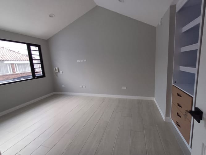Casa de 3 alcobas en venta en Niza Norte, Bogotá, 281 m² · foto 16 de 24