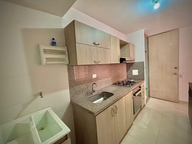Apartamento de 3 alcobas en venta en La Carolina, Cartagena, 56 m² · foto 9 de 23