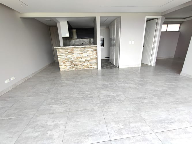 Apartamento de 3 alcobas en venta en Valle Del Lili, Cali, 97 m² · foto 4 de 23