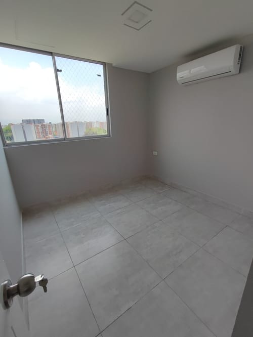 Apartamento de 3 alcobas en venta en Valle Del Lili, Cali, 97 m² · foto 11 de 23