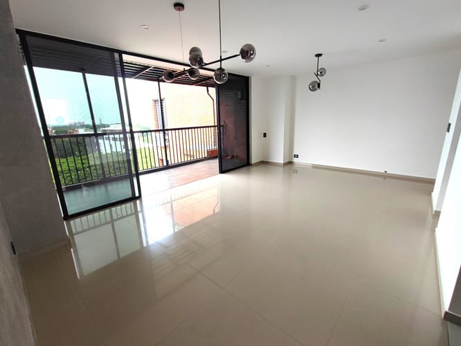 Apartamento de 3 alcobas en arriendo en El Ingenio, Cali, 110 m² · foto 2 de 22