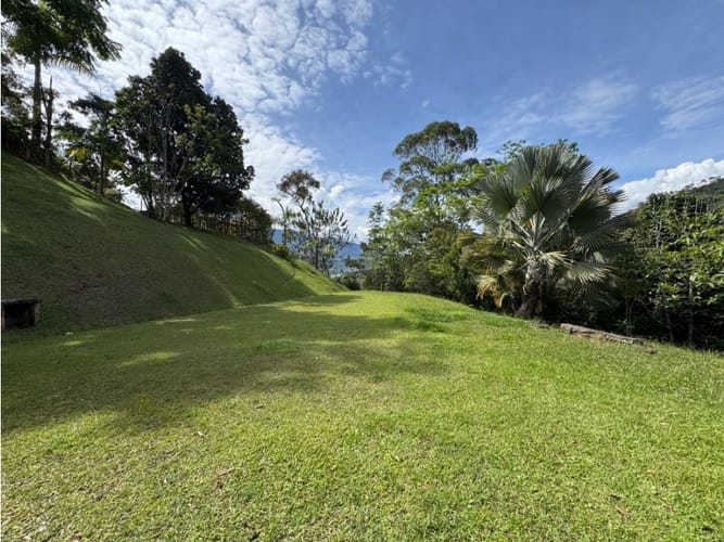 Casa de 3 alcobas en venta en La Corrala, Manizales, 320 m² · foto 5 de 24
