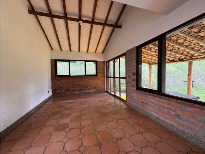 Casa de 3 alcobas en venta en La Corrala, Manizales, 320 m² · foto 13 de 24