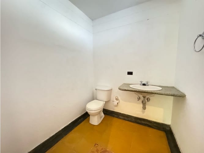 Casa de 3 alcobas en venta en La Corrala, Manizales, 320 m² · foto 18 de 24