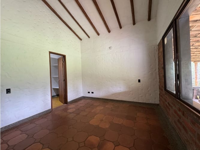 Casa de 3 alcobas en venta en La Corrala, Manizales, 320 m² · foto 21 de 24