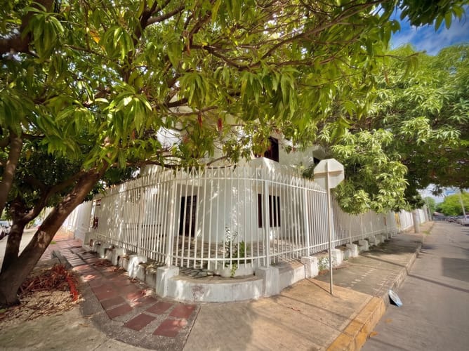 Casa de 5 alcobas en venta en Urbanizacion Villas De La Victoria, Cartagena, 227 m² · foto 14 de 16