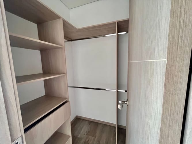 Apartamento de 2 alcobas en arriendo en Llano Grande, Rionegro, 75 m² · foto 6 de 9