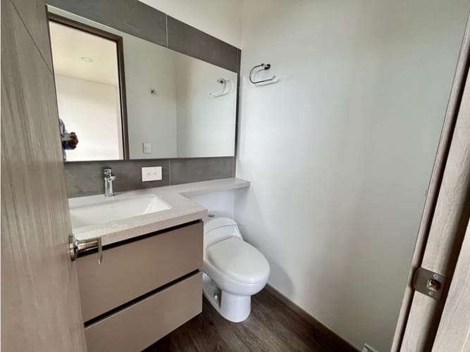 Apartamento de 2 alcobas en arriendo en Llano Grande, Rionegro, 75 m² · foto 8 de 9