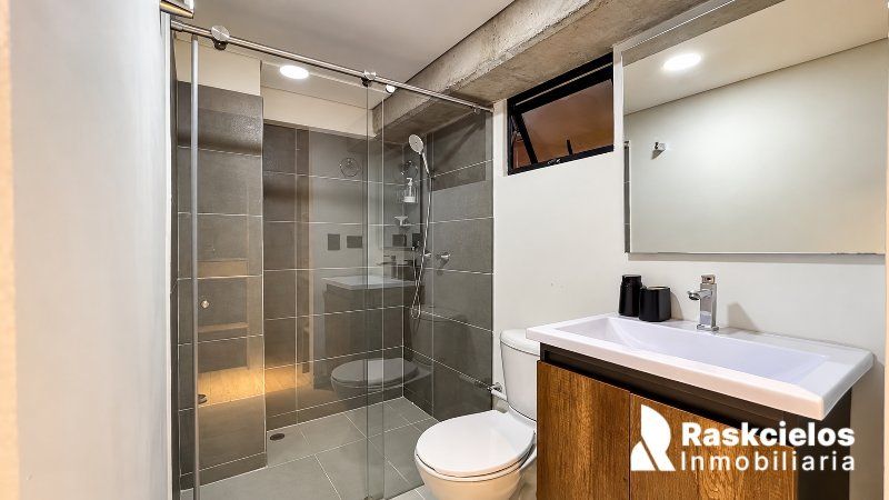 Apartamento de 1 alcoba en arriendo en Bombona No.1, Medellín, 50 m² · foto 13 de 14