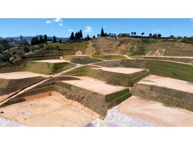Lote en venta en San Jose, Guarne, 1474 m² · foto 8 de 12