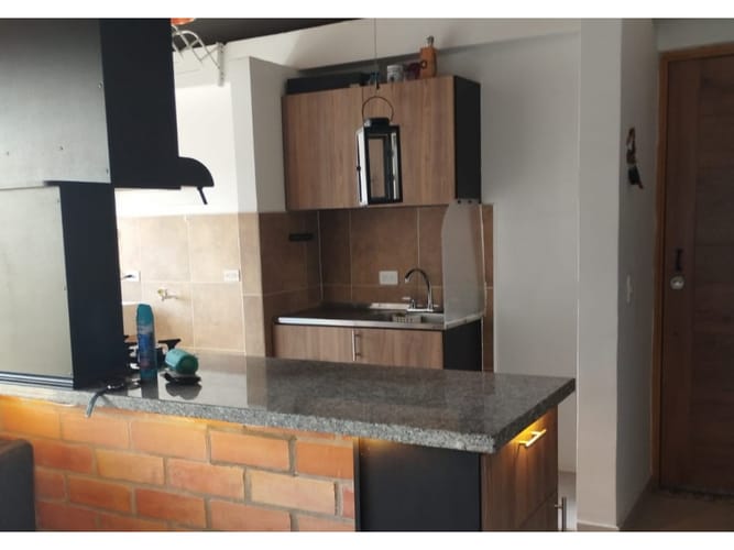 Apartamento de 3 alcobas en venta en El Porvenir, Rionegro, 70 m² · foto 4 de 19