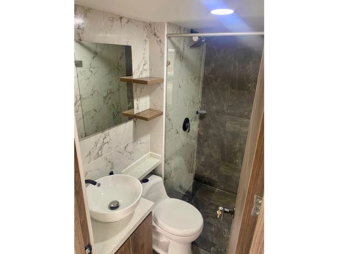 Apartamento de 2 alcobas en venta en Centro, Rionegro, 49 m² · foto 6 de 10