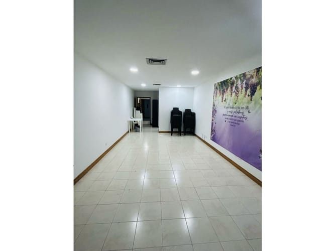 Oficina en venta en La Florida, Medellín, 48 m² · foto 6 de 10