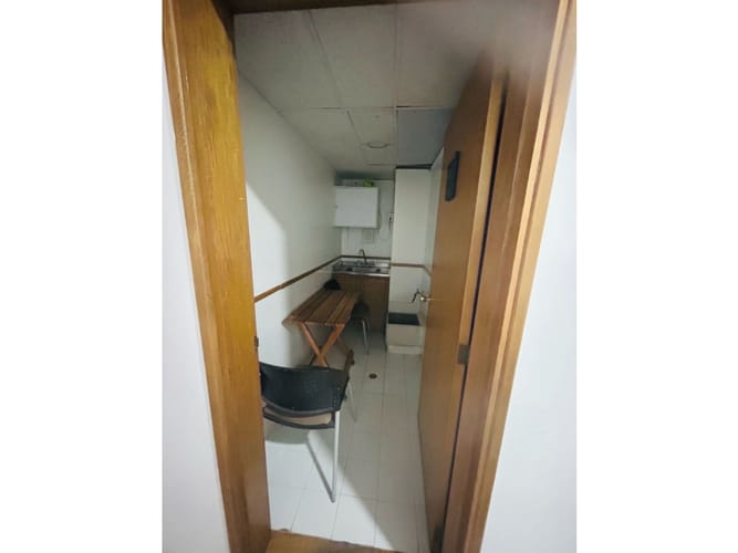 Oficina en venta en La Florida, Medellín, 48 m² · foto 8 de 10