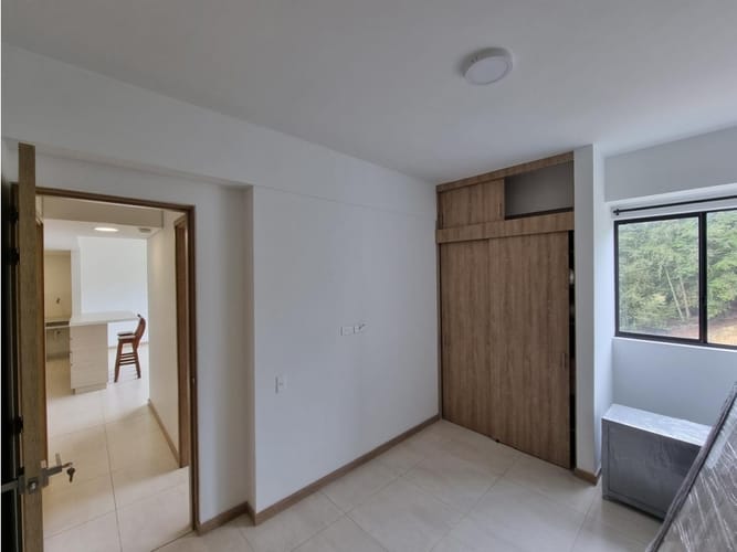 Apartamento de 2 alcobas en venta en Barro Blanco, Rionegro, 68 m² · foto 5 de 14
