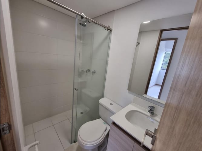 Apartamento de 2 alcobas en venta en Barro Blanco, Rionegro, 68 m² · foto 9 de 14