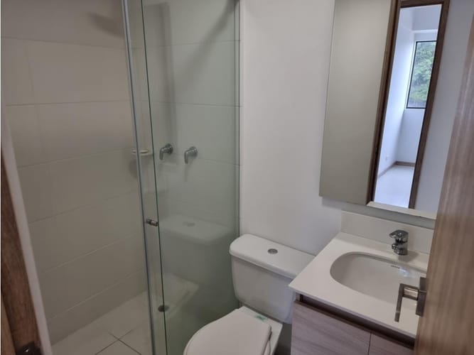 Apartamento de 2 alcobas en venta en Barro Blanco, Rionegro, 68 m² · foto 12 de 14
