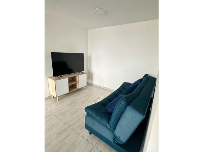 Apartamento de 3 alcobas en arriendo en La Cuenca, Medellín, 79 m² · foto 21 de 24